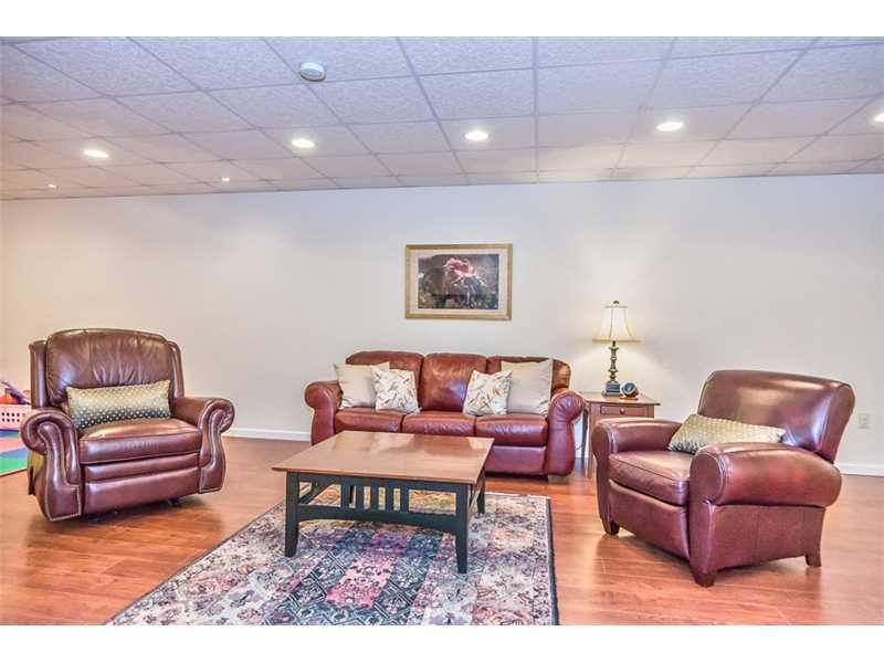 190 Dutchtown Road Butler, PA 16002 - Photo 22 of 25 Den/Family/Great Room.