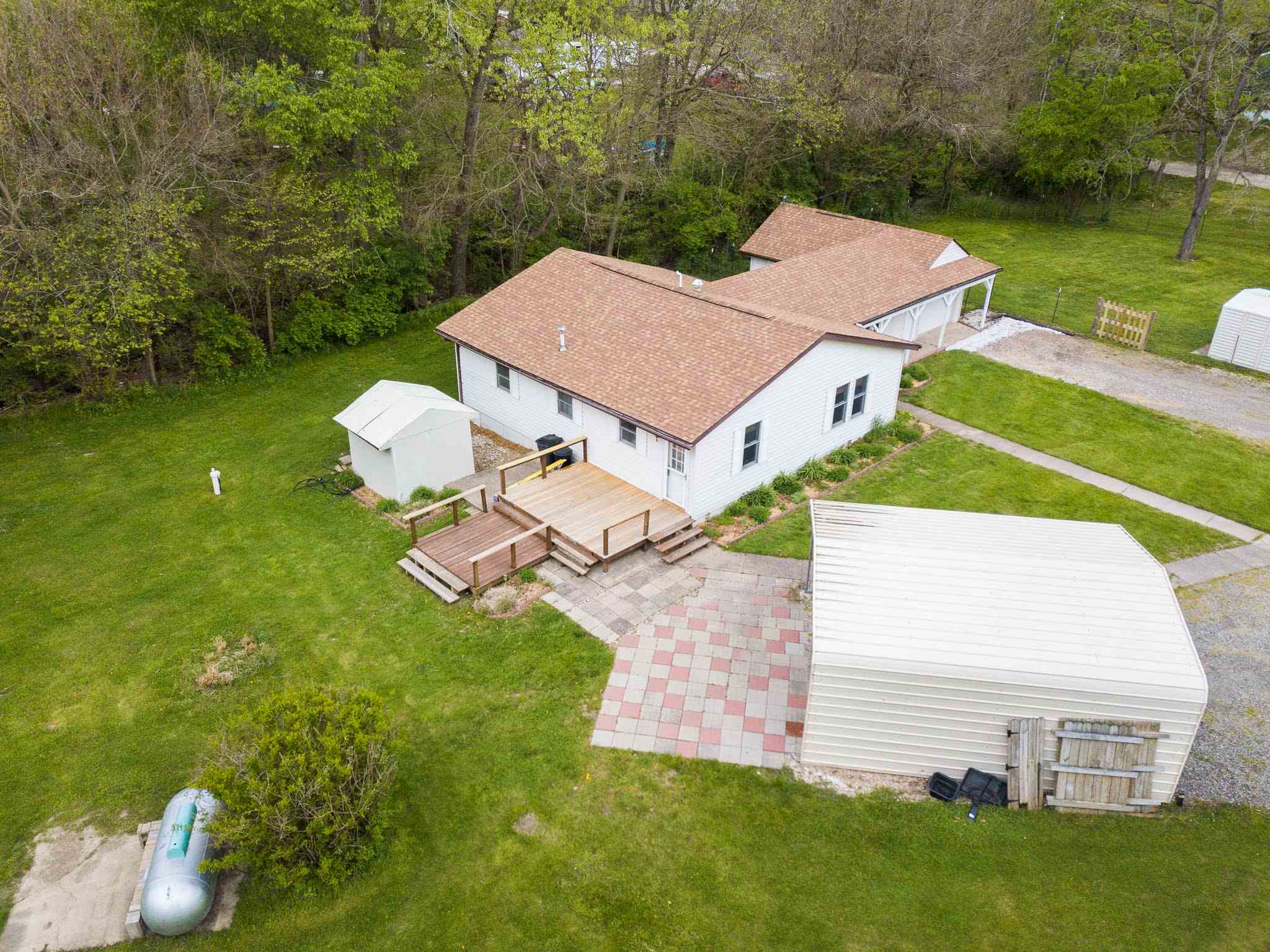 124 Old Mink Farm Road Washington, IL 61571 - Photo 3 of 31 Gallery Image 3
