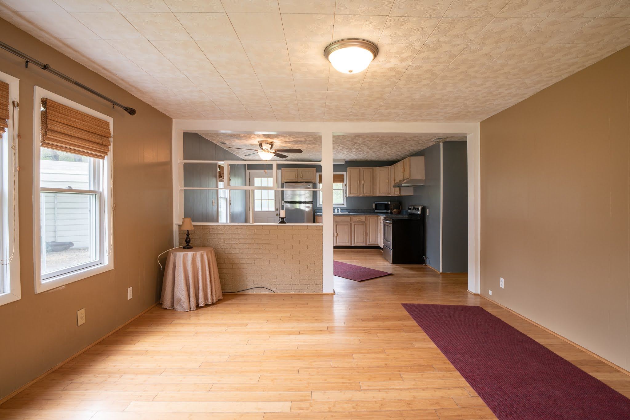 124 Old Mink Farm Road Washington, IL 61571 - Photo 9 of 31 Gallery Image 9