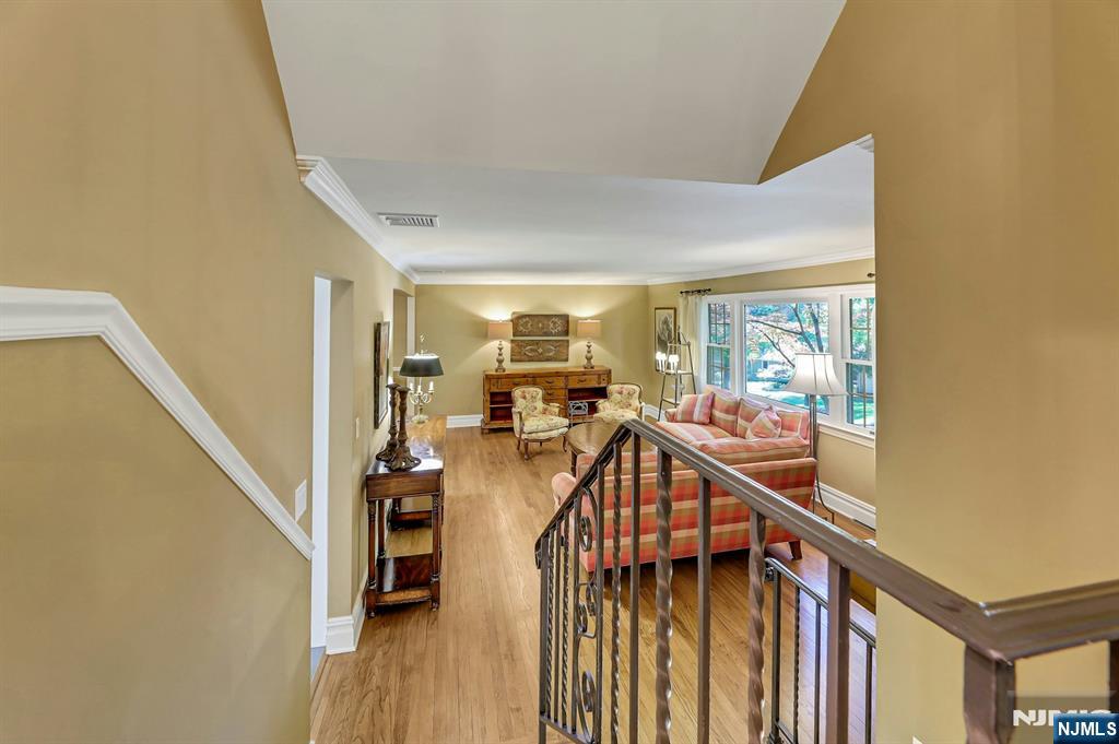598 Whitenack Road River Vale, NJ 07675 - Photo 26 of 41