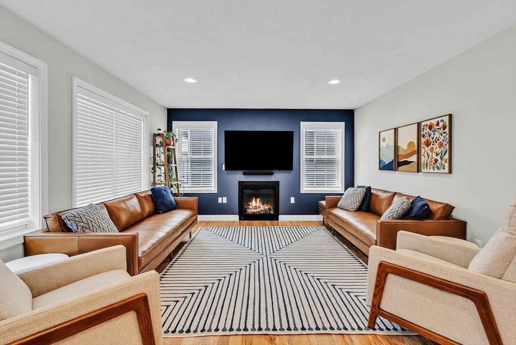 24 Paper Birch Path Worcester, MA 01605 - Photo 11 of 38