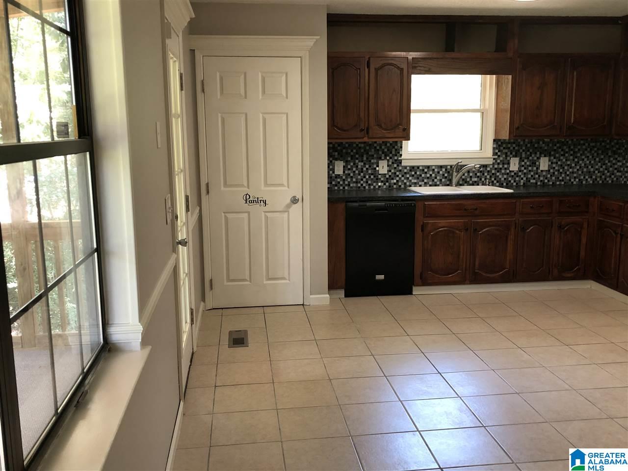633 12th Street Northwest Alabaster, AL 35007 - Photo 8 of 37