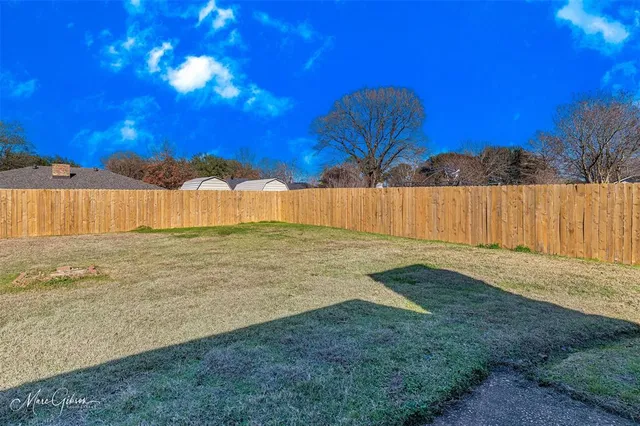 $2,100 | 517 Glenwood Street, Bossier City, LA 71111