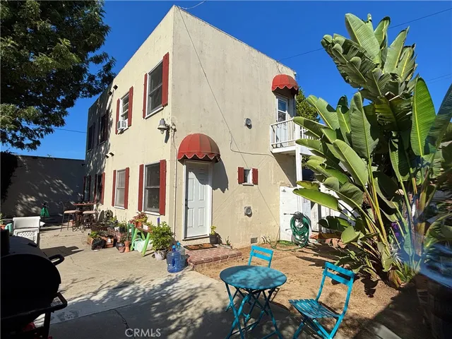 $1,090,000 | 810 North Loma Vista Drive, Long Beach, CA 90813