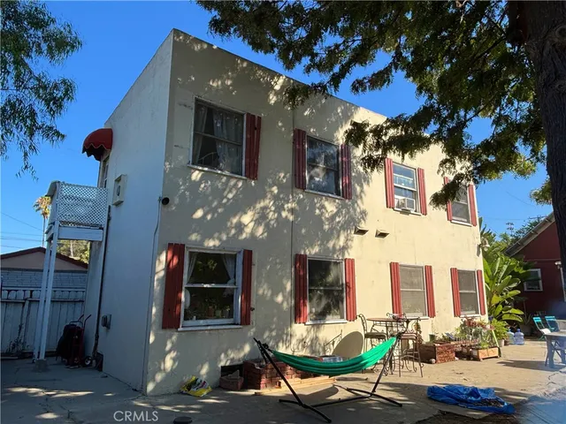 $1,090,000 | 810 North Loma Vista Drive, Long Beach, CA 90813