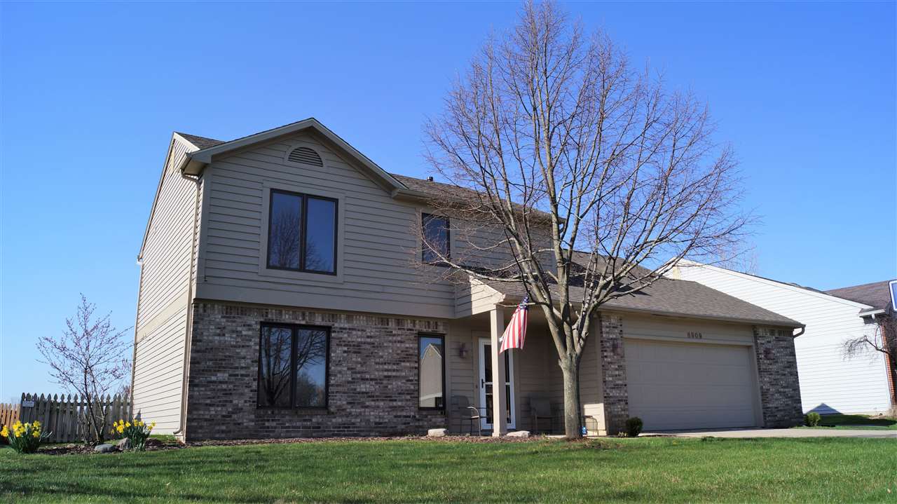 8909 Spring View Drive Fort Wayne, IN 46804 - Photo 1 of 36