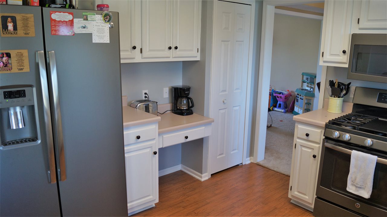 8909 Spring View Drive Fort Wayne, IN 46804 - Photo 15 of 36