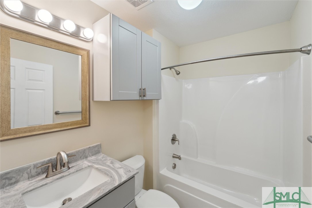210 Peter King Road, Unit B Riceboro, GA 31323 - Photo 13 of 19