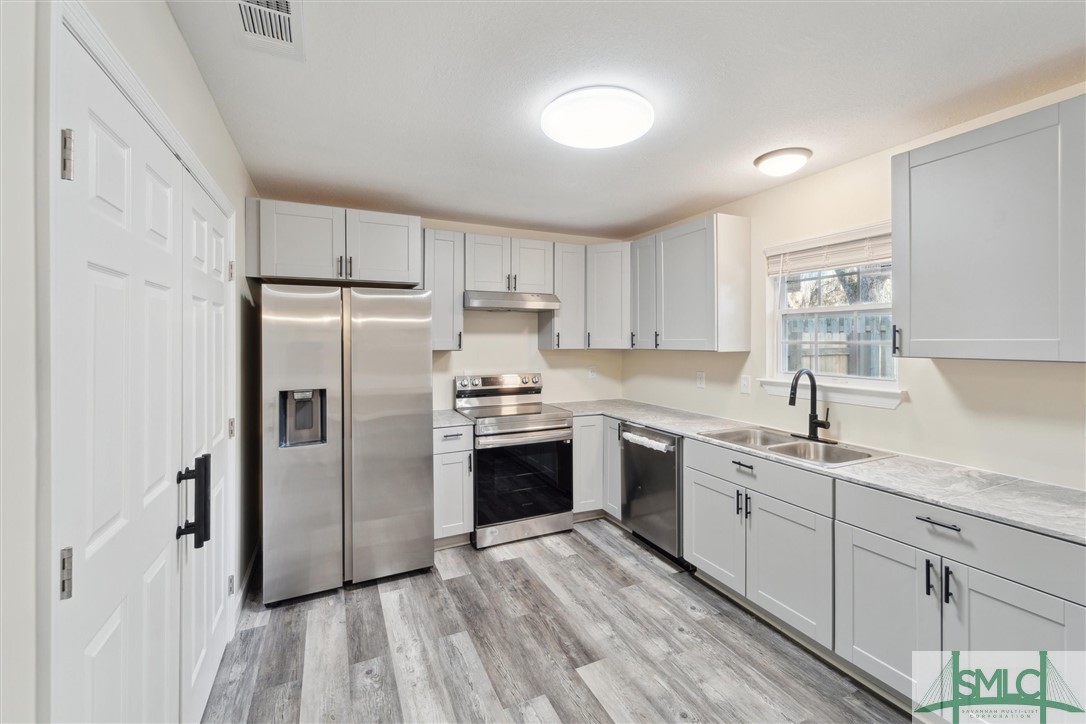 210 Peter King Road, Unit B Riceboro, GA 31323 - Photo 4 of 19