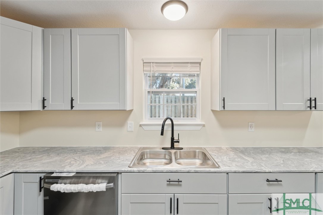 210 Peter King Road, Unit B Riceboro, GA 31323 - Photo 10 of 19