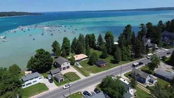 $1,795,000 | 7516 Crystal Beach Road Northwest, Rapid City, MI 49676