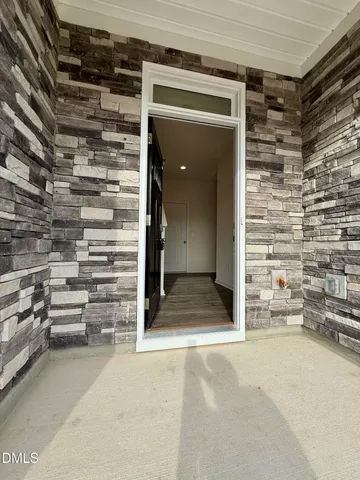 $2,000 | 736 Dorset Stream Drive, Fuquay-Varina, NC 27526