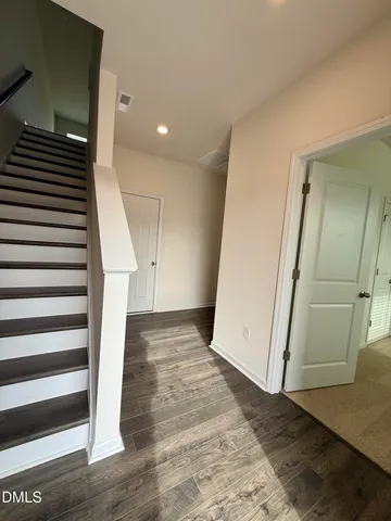 $2,000 | 736 Dorset Stream Drive, Fuquay-Varina, NC 27526