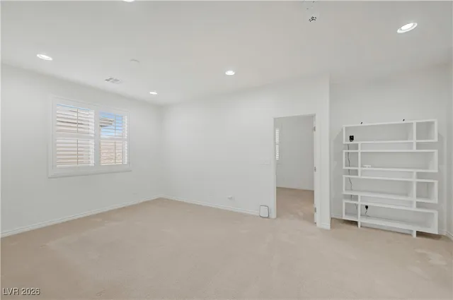 $3,000 | 9985 Bleeding Heart Avenue, Las Vegas, NV 89178