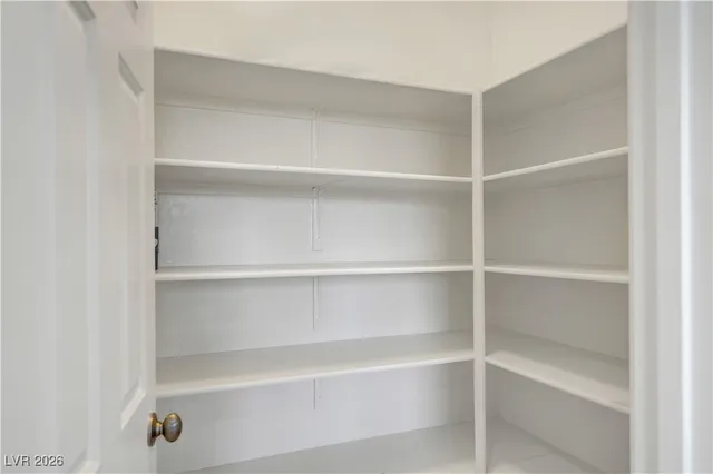 $3,000 | 9985 Bleeding Heart Avenue, Las Vegas, NV 89178