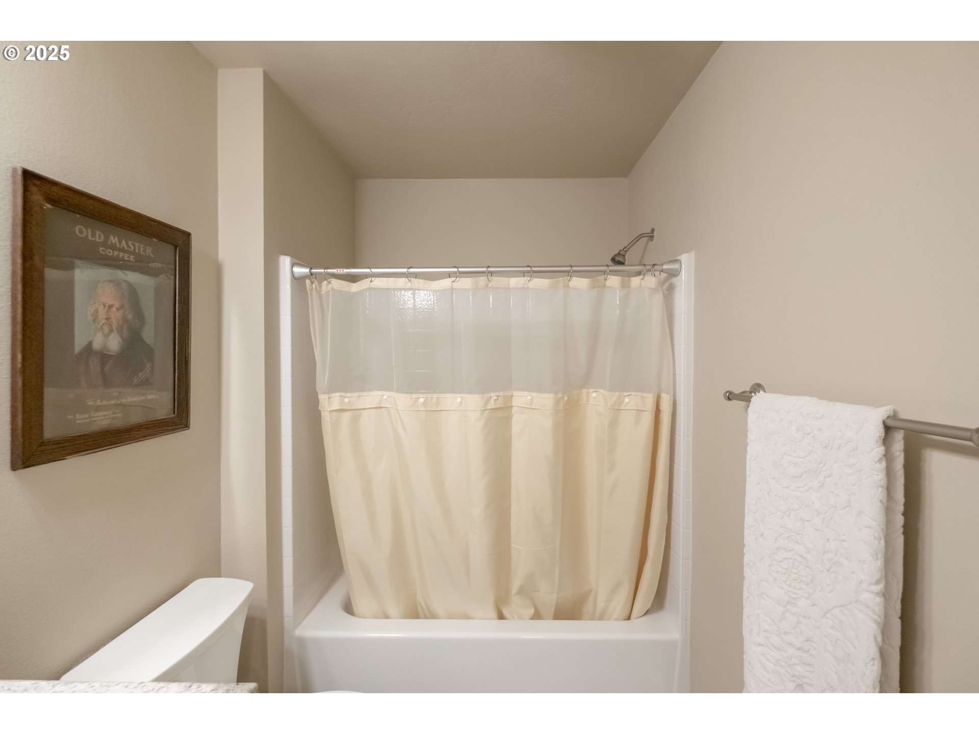 34505 Riverside Drive Albany, OR 97321 - Photo 15 of 16 Gallery Image 15