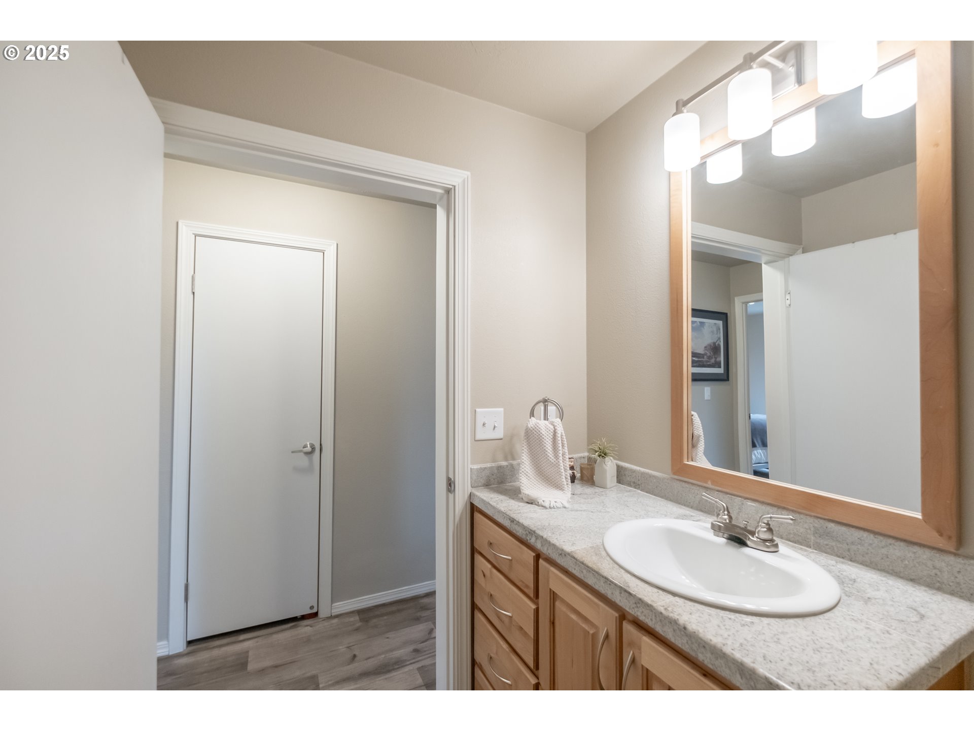 34505 Riverside Drive Albany, OR 97321 - Photo 16 of 16 Gallery Image 16