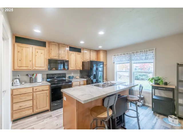 $130,000 | 34505 Riverside Drive, Albany, OR 97321