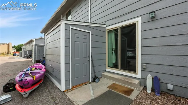 $211,500 | 1971 Mineola Street, Unit D, Colorado Springs, CO 80915