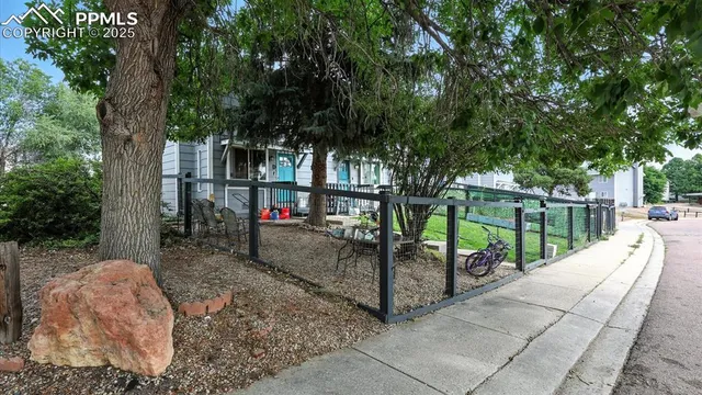 $211,500 | 1971 Mineola Street, Unit D, Colorado Springs, CO 80915