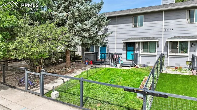 $211,500 | 1971 Mineola Street, Unit D, Colorado Springs, CO 80915