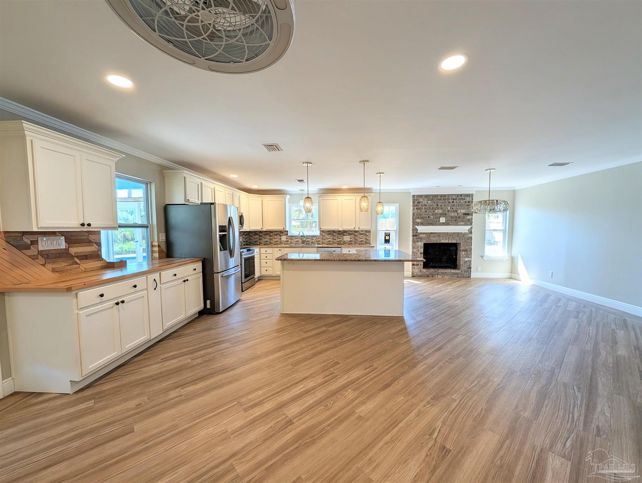 1001 Stillbrook Road Pensacola, FL 32514 - Photo 5 of 35 Gallery Image 5