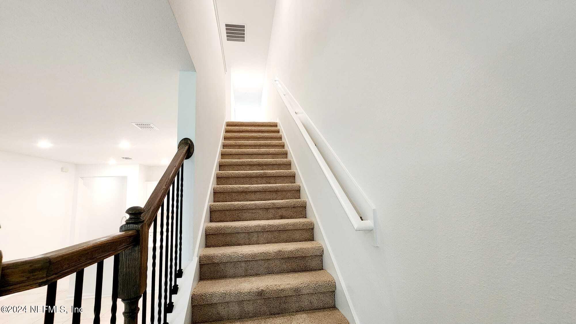 307 Redbud Road Palm Coast, FL 32137 - Photo 12 of 25 WhatsApp Image 2024-09-29 at 08.42.23 (1