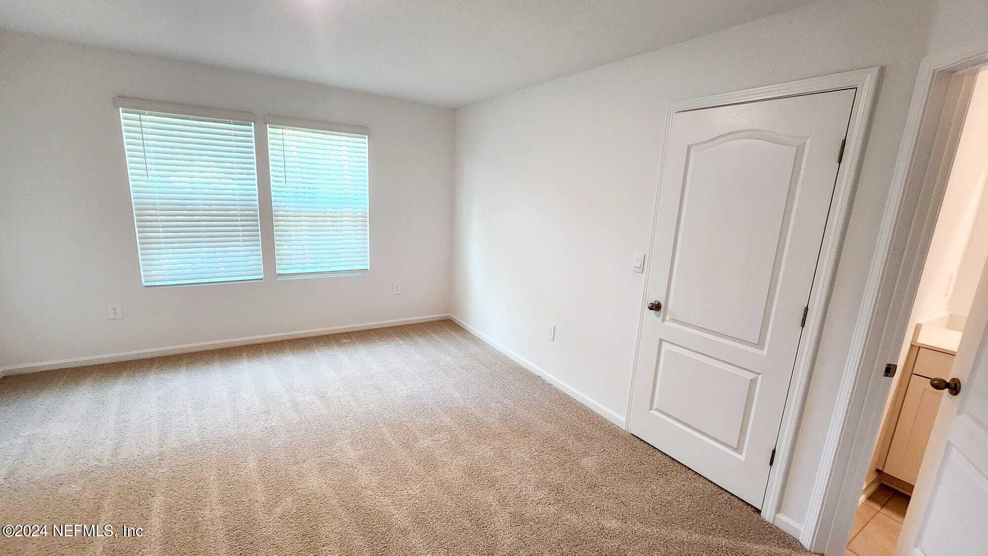 307 Redbud Road Palm Coast, FL 32137 - Photo 16 of 25 WhatsApp Image 2024-09-29 at 08.42.23 (5