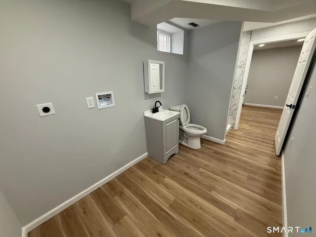 $439,000 | 46 Bracewood Road, Waterbury, CT 06706