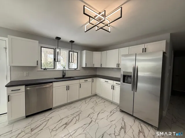 $439,000 | 46 Bracewood Road, Waterbury, CT 06706