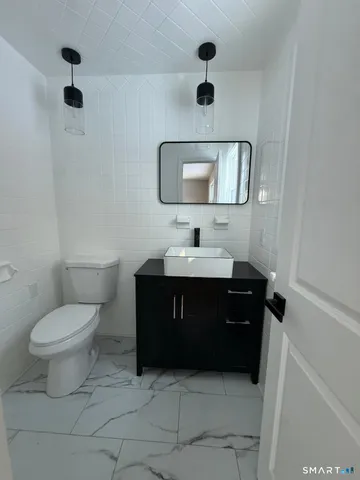 $439,000 | 46 Bracewood Road, Waterbury, CT 06706