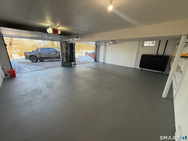 $439,000 | 46 Bracewood Road, Waterbury, CT 06706