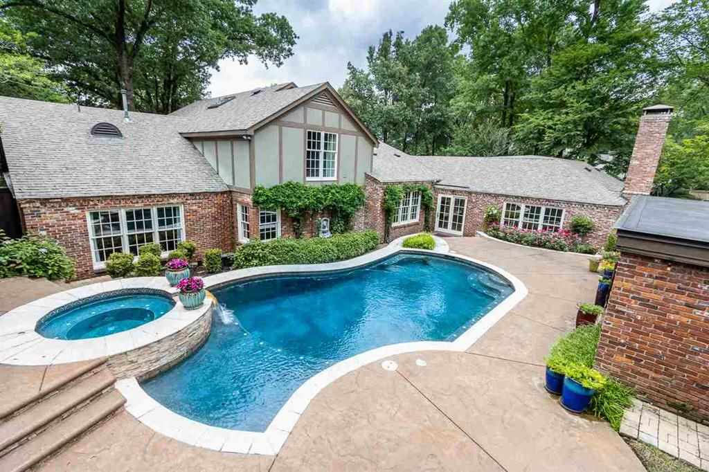 398 South Mendenhall Road Memphis, TN 38117 - Photo 1 of 25 Gallery Image 1