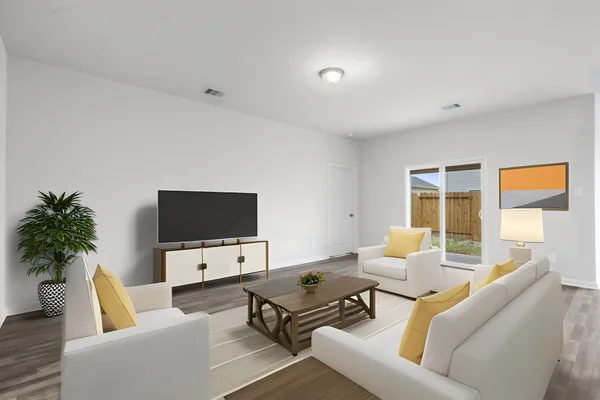 $2,000 | 102 Avalon Drive, Huntsville, TX 77320