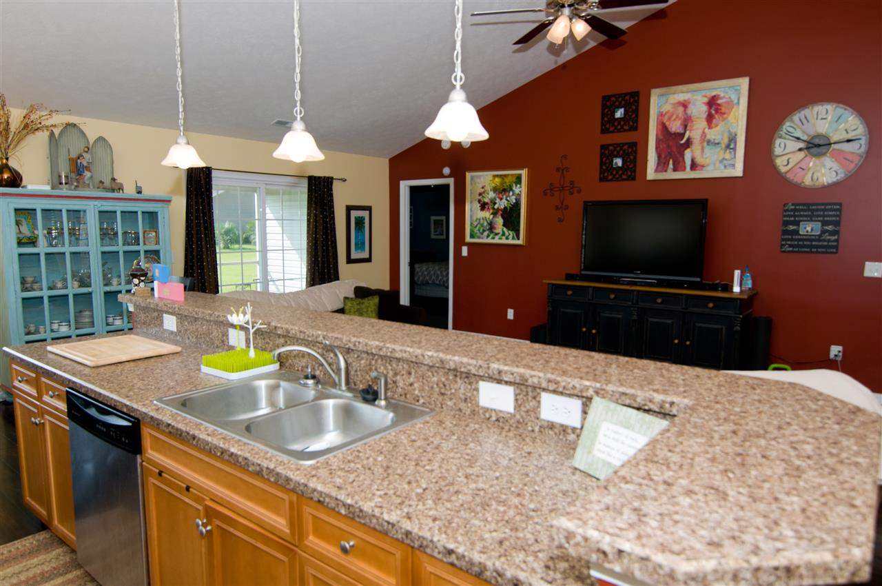 208 Four Leaf Lane Murrells Inlet, SC 29576 - Photo 3 of 13 Gallery Image 3