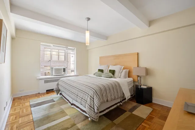 $1,300,000 | 45 West 54th Street, Unit 11/12A | Midtown Central