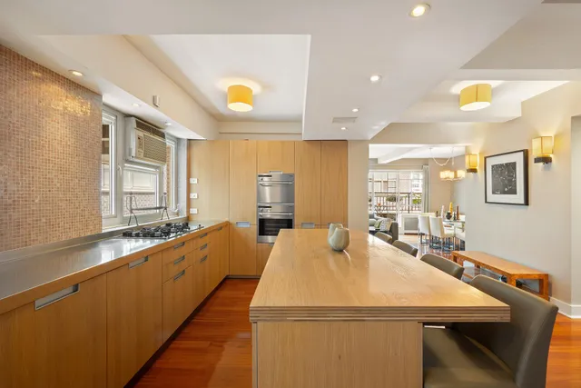 $1,300,000 | 45 West 54th Street, Unit 11/12A | Midtown Central