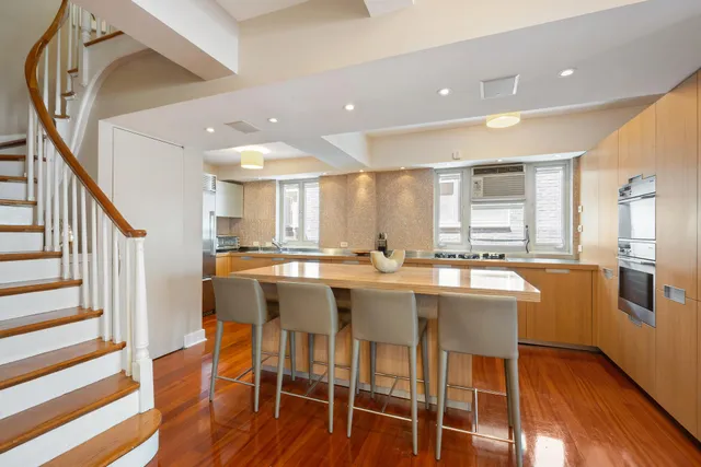 $1,300,000 | 45 West 54th Street, Unit 11/12A | Midtown Central