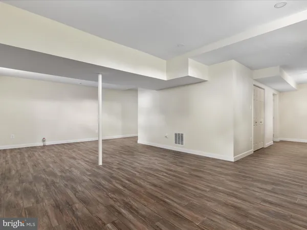 $850,000 | 60 North Tavenner Lane, Hamilton, VA 20158