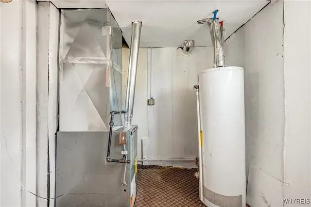 $164,900 | 122 Jones Street, Buffalo, NY 14206