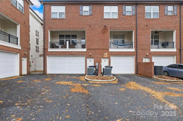 a house view with outdoor space