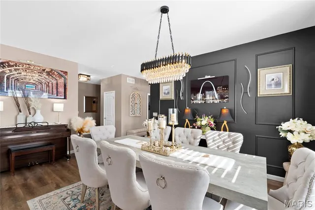 $525,000 | 8009 Tahoe Ridge Lane, Caseyville, IL 62232