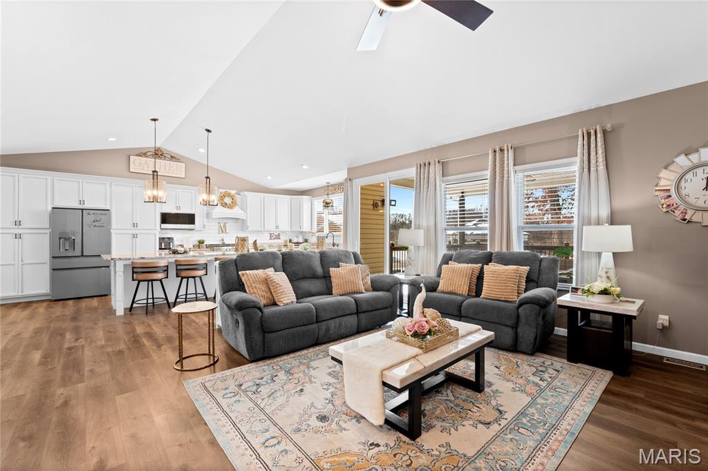 8009 Tahoe Ridge Lane Caseyville, IL 62232 - Photo 18 of 57