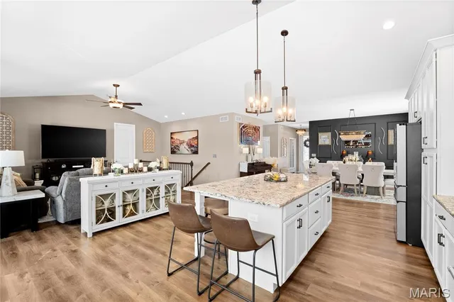 $525,000 | 8009 Tahoe Ridge Lane, Caseyville, IL 62232