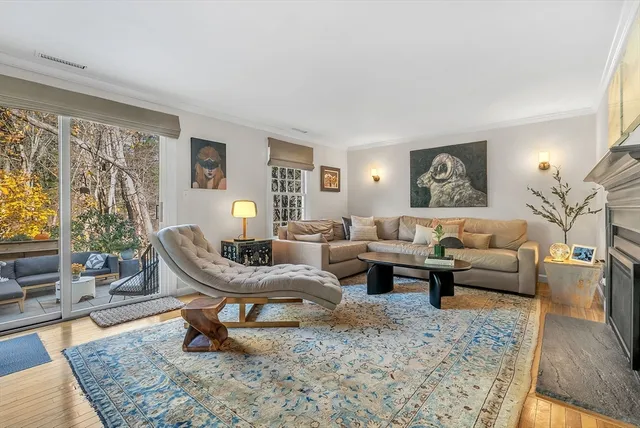 $825,000 | 19 Jericho Road, Unit 19, Weston, MA 02493