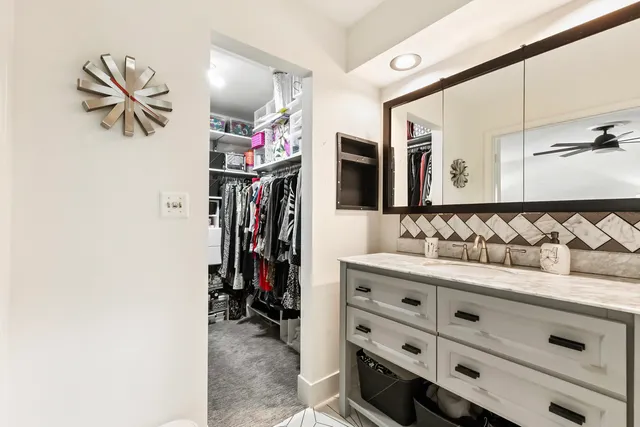 $400,000 | 1541 Kirkwood Drive, Geneva, IL 60134