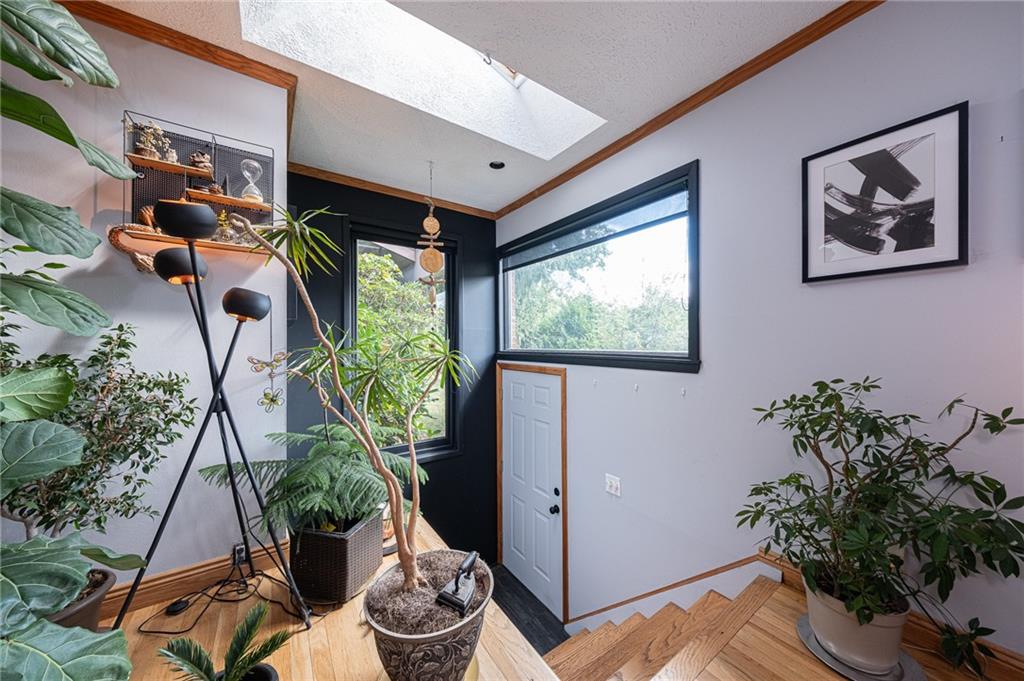 13200 St Clair Drive Irwin, PA 15642 - Photo 5 of 38