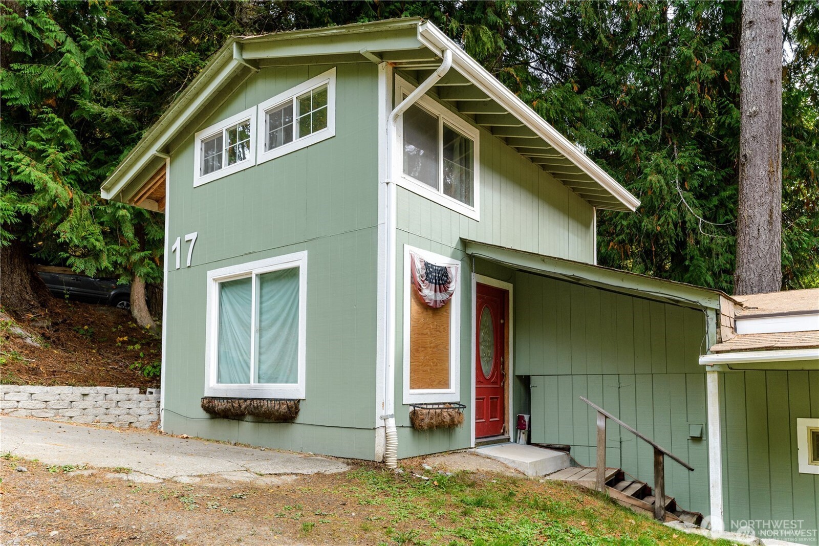 17 Thompson Point Road Port Angeles, WA 98363 - Photo 10 of 25