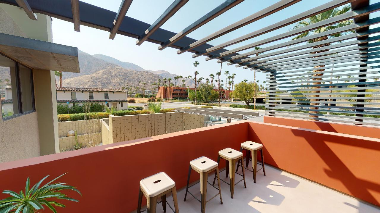 649 East Arenas Road Palm Springs, CA 92262 - Photo 2 of 41 Upper deck views