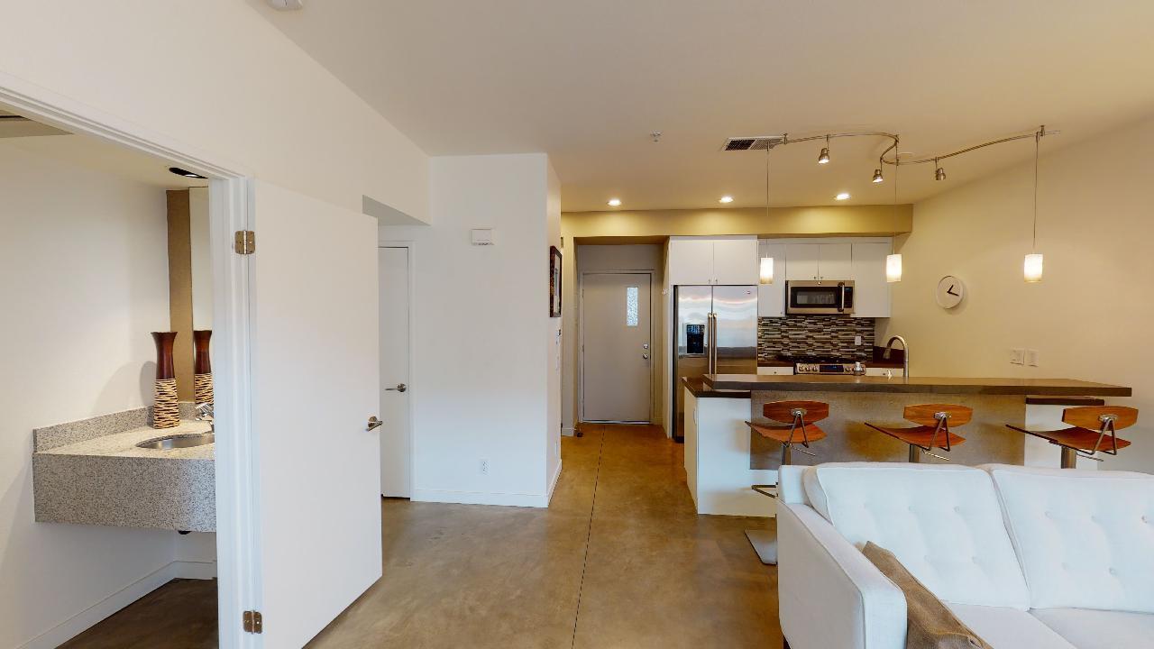 649 East Arenas Road Palm Springs, CA 92262 - Photo 14 of 41 649-E-Arenas-Road-Palm-Springs-CA-92262-